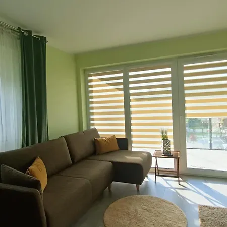 Green Apartament アパート Lębork